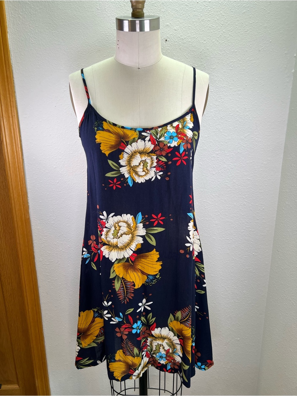 Navy Floral Spaghetti-Strap Sundress Size Small